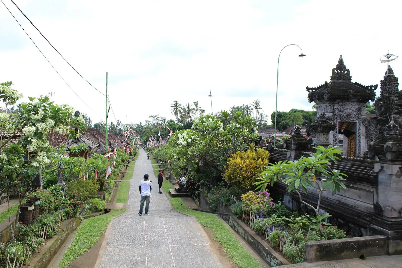 Jalan utama Desa Penglipuran